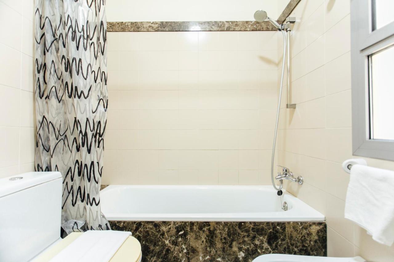 Ferienwohnung Plaza del Buen Suceso  Sevilla Exterior foto