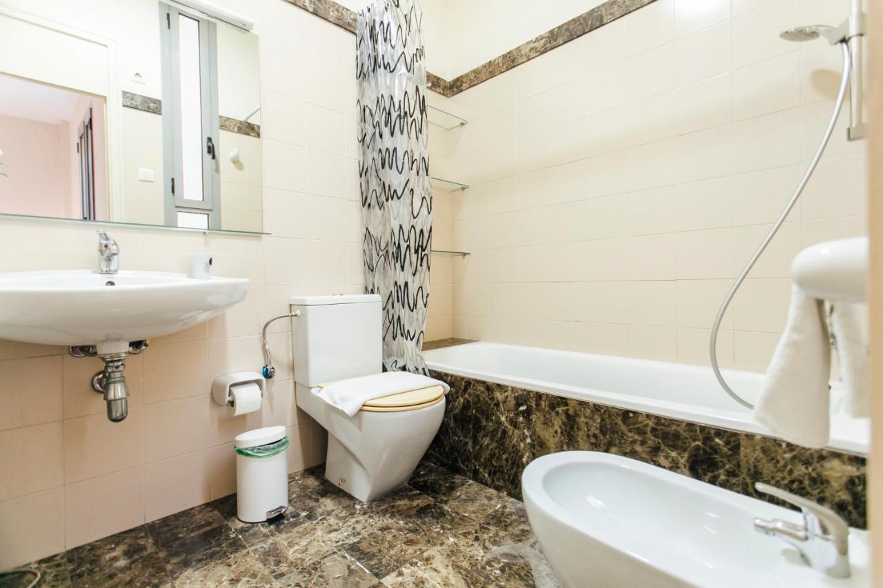 Ferienwohnung Plaza del Buen Suceso  Sevilla Exterior foto